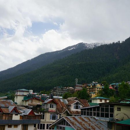 Hotel Magnolia Mallroad Manali Eksteriør billede
