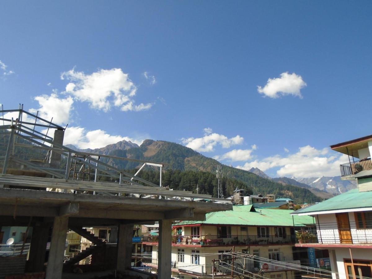 Hotel Magnolia Mallroad Manali Eksteriør billede