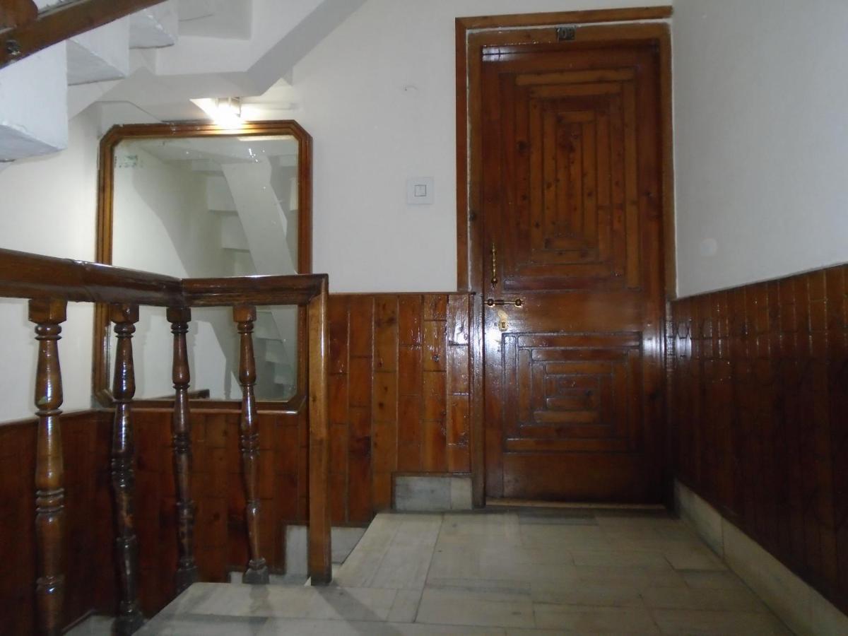 Hotel Magnolia Mallroad Manali Eksteriør billede