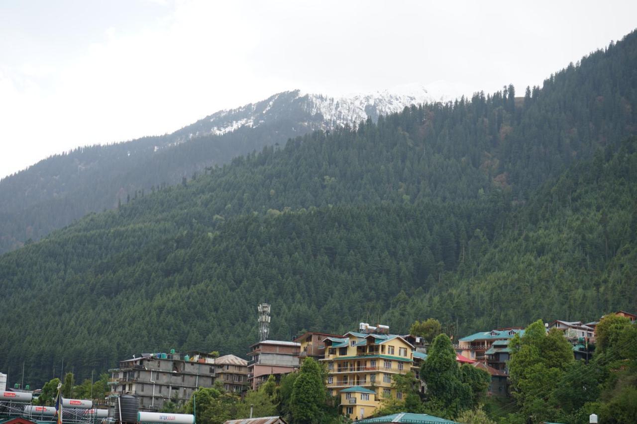 Hotel Magnolia Mallroad Manali Eksteriør billede