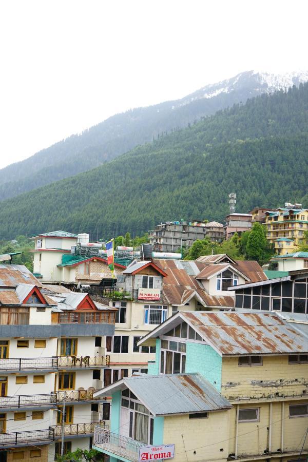 Hotel Magnolia Mallroad Manali Eksteriør billede